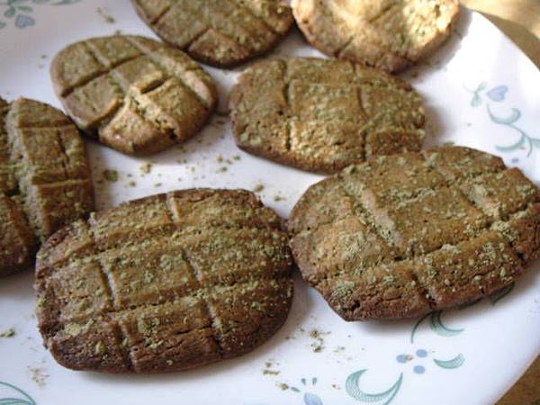 they are green tea cookies