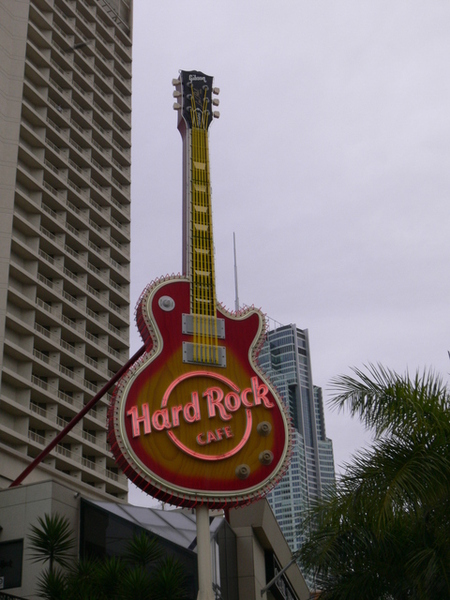 黃金海岸街頭的Hard Rock