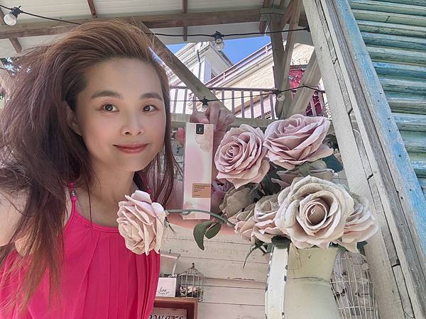 喚醒沉睡的肌膚 POETRYDANI詩丹妮 美跡鎖水精華 試用