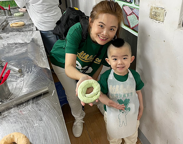 植物五辛素【味丹生技 小綠綠藻蔥餅】太空人能量零嘴,全台首創