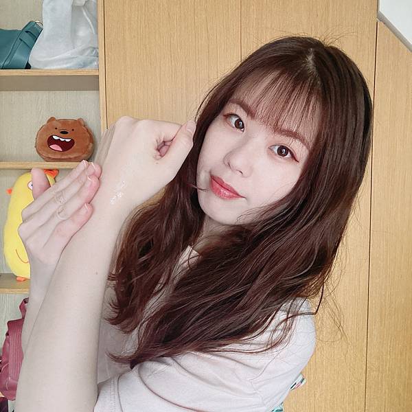 POETRYDANI詩丹妮 美跡鎖水精華 試用
