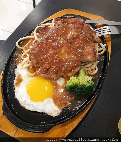 119685131_2797735470503689_5312494229190865244_n