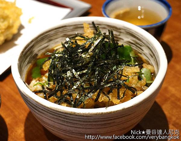 《下町天丼 秋光》品牌創辦人暨百年天丼名店五代目-谷原秋光先生，繼承百年經典技藝並改良創新，致力將道地的天丼料理帶給台灣的消費者-尼克-4.jpg