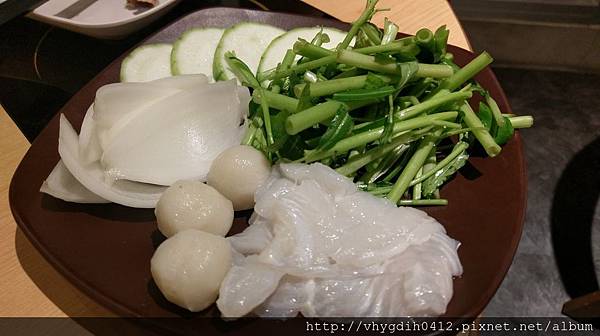 [高雄美食] SHABUSATO 涮鍋里-高雄同盟路和牛吃到飽/涮涮鍋吃到飽推薦