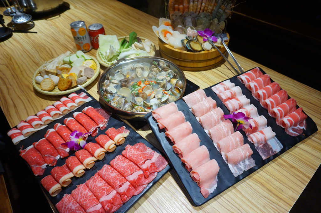 [招待] 台北 火鍋殿- 戰車龍蝦M8/9和牛吃到飽