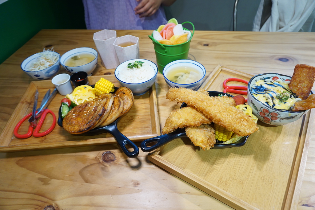 [食記] 安羽軒食堂-超高CP值爆量美味丼飯