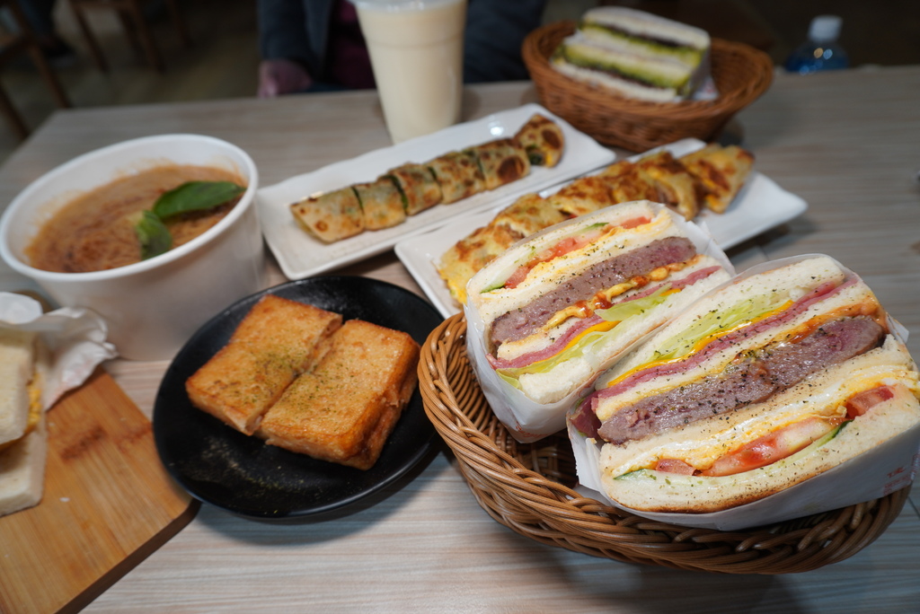 [食記] 台中 珍品居-詢問度滿分麵線