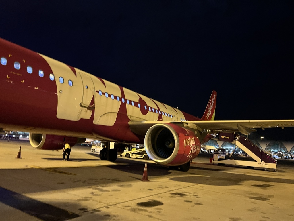 [分享] 泰越捷VZ565-偽WoWAir A321舒適升級享受