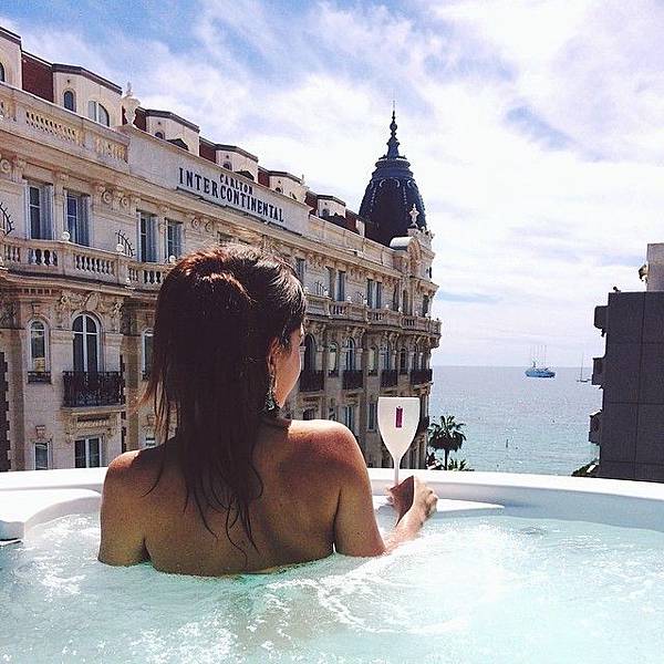 fdd1dea5832ad54199427f84ab8fa983