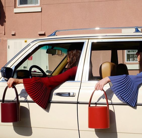 1e52d05a0efe530cd19639eb1cc8e647