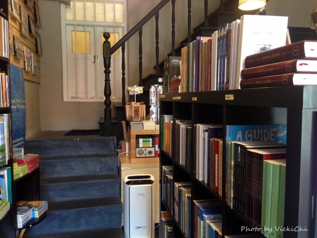 /tmp/phpl3bs5n /tmp/phpl3bs5n