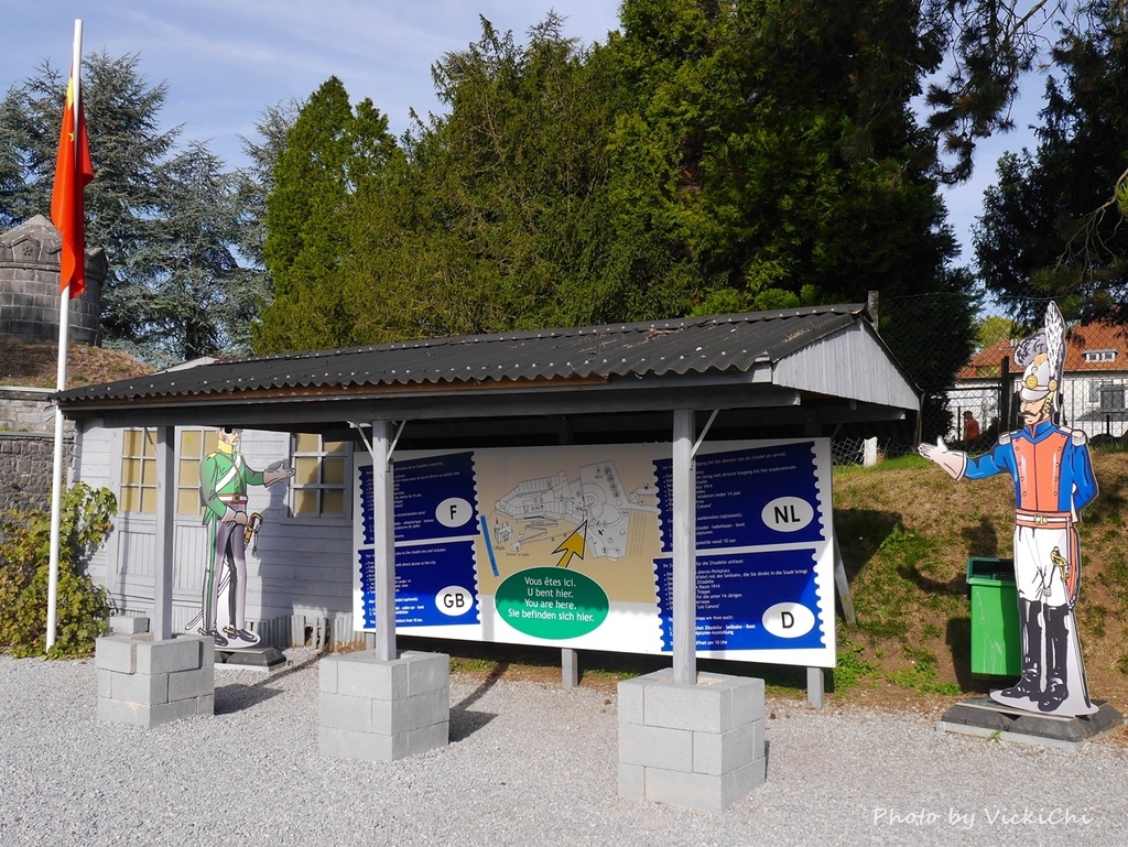 /tmp/phpI9qpe9 /tmp/phpI9qpe9