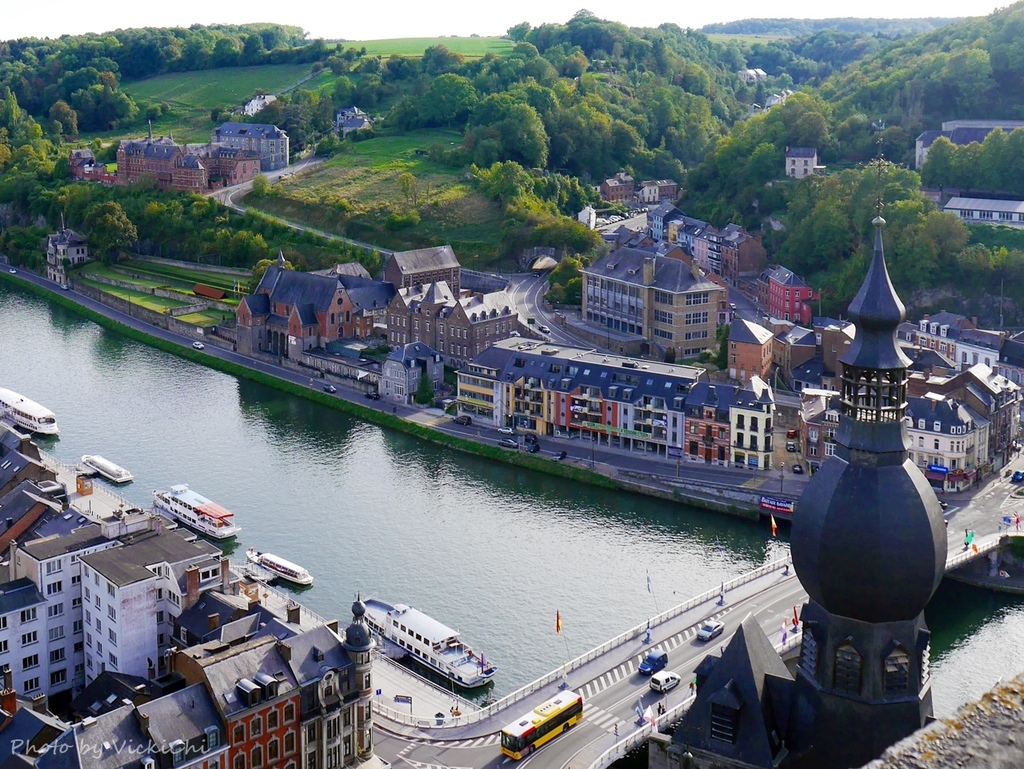 /tmp/phprFA2dC /tmp/phprFA2dC