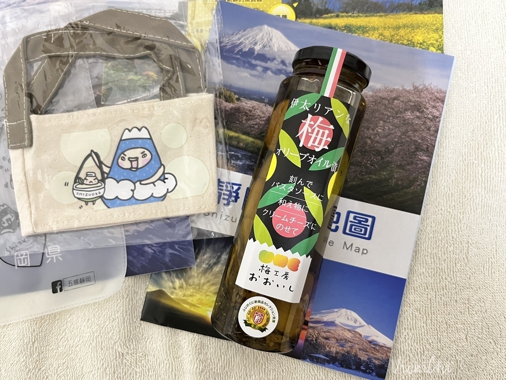 /tmp/phpTTAWaH /tmp/phpTTAWaH