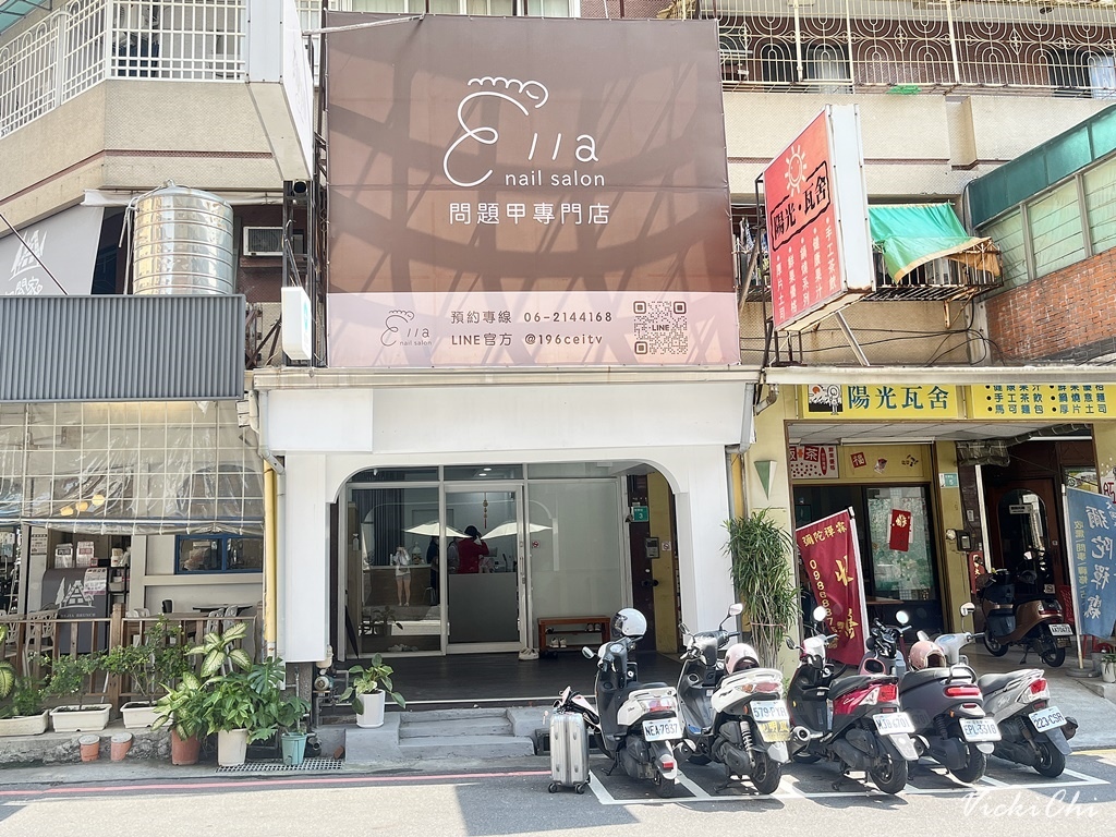 /tmp/phpMkd3gF /tmp/phpMkd3gF