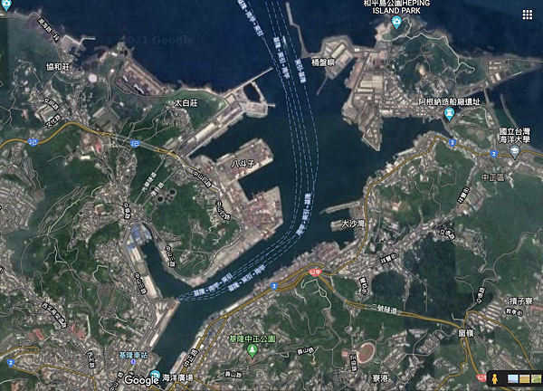 今日基隆港google地形