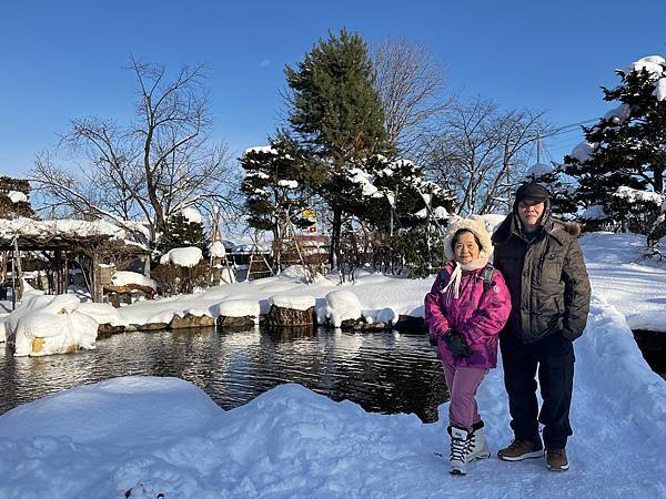 北海道五天四夜孝親之旅 Day 2銀河瀑布、流星瀑布＞旭山動