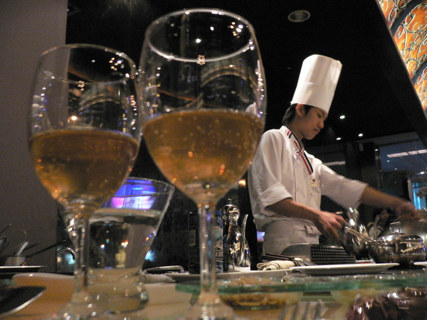 餐前氣泡酒