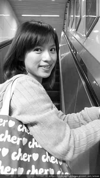 從容抵達忠孝敦化站 YA