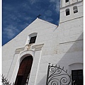 church_m.jpg