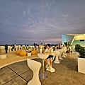 batch_725771_0.jpg