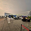 batch_725876_0.jpg