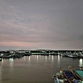 batch_725894_0.jpg