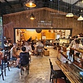 batch_747906_0.jpg