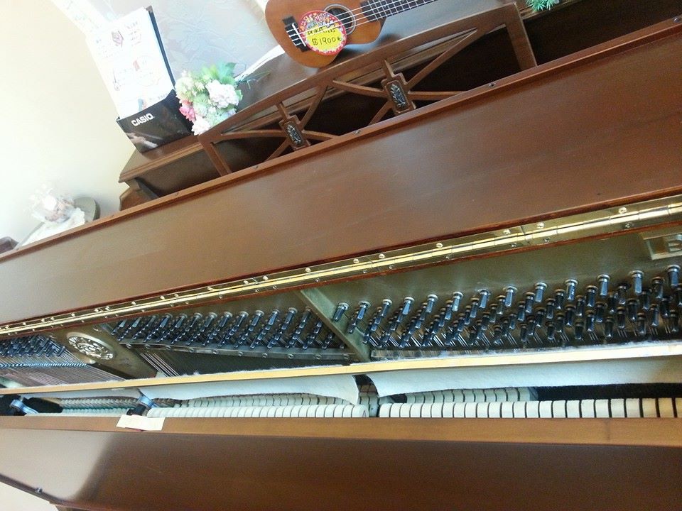 KAWAI 4