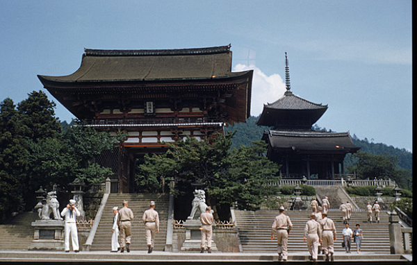 1954年7月的清水寺。.png
