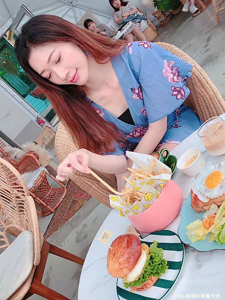 S__30334996 S__30334996