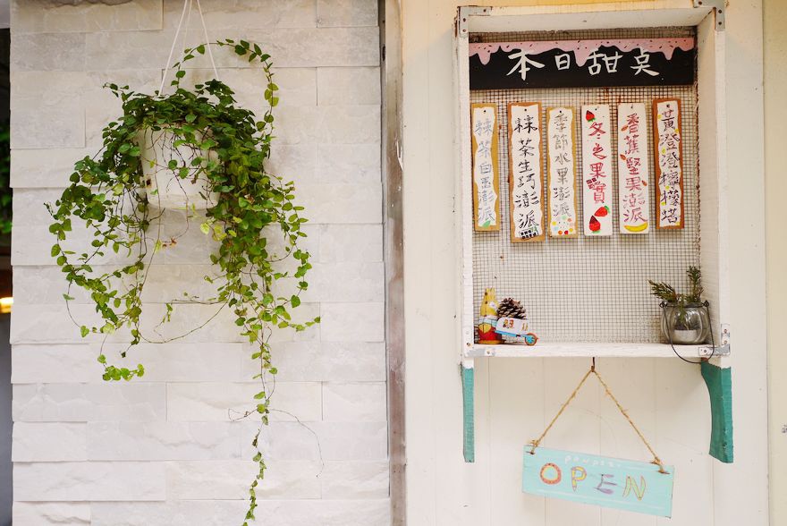 P2410812.jpg P2410812.jpg