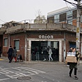 首爾聖水洞工業風咖啡店cafe-onion-카페어니언001.jpg