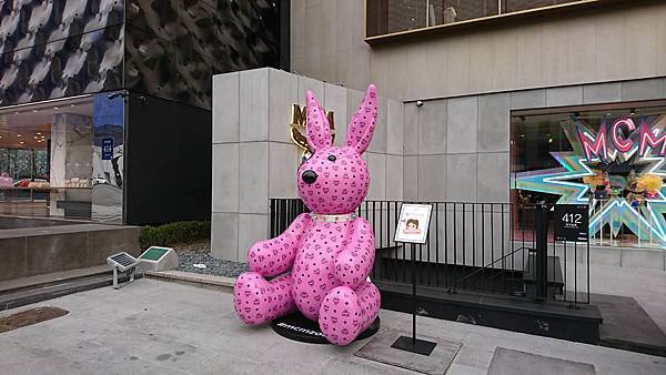 韓國星巴克STARBUCKS 스타벅스第1000店首爾清潭STAR店 (4).jpg 韓國星巴克STARBUCKS 스타벅스第1000店首爾清潭STAR店 (4).jpg