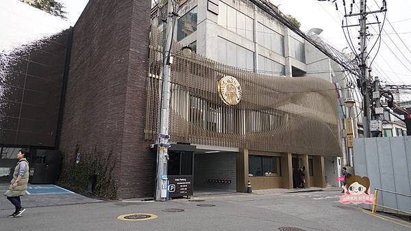 韓國星巴克STARBUCKS 스타벅스第1000店首爾清潭STAR店 (11).jpg