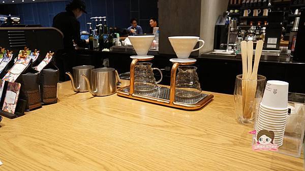 韓國星巴克STARBUCKS 스타벅스第1000店首爾清潭STAR店 (16).jpg 韓國星巴克STARBUCKS 스타벅스第1000店首爾清潭STAR店 (16).jpg