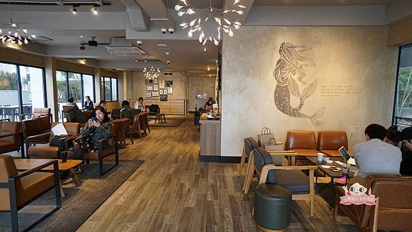 韓國星巴克STARBUCKS 스타벅스第1000店首爾清潭STAR店 (32).jpg