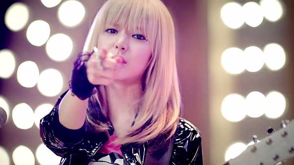 AOA BLACK - MOYA mv-10