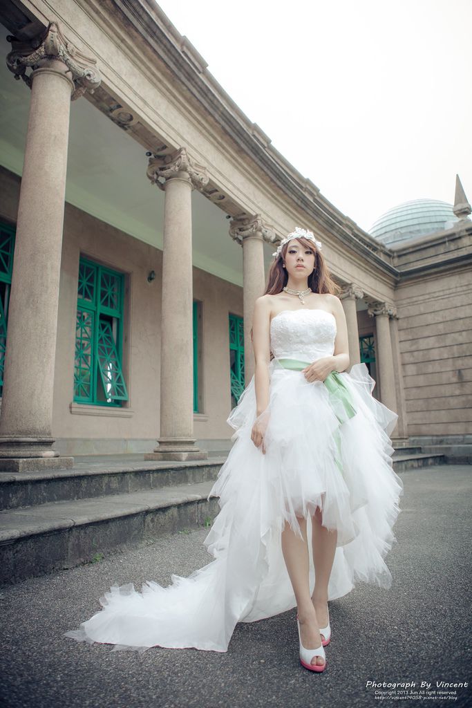 婚紗造型 Make-up: momo hair: apple MD: 娃娃 Photography: Vincent lee