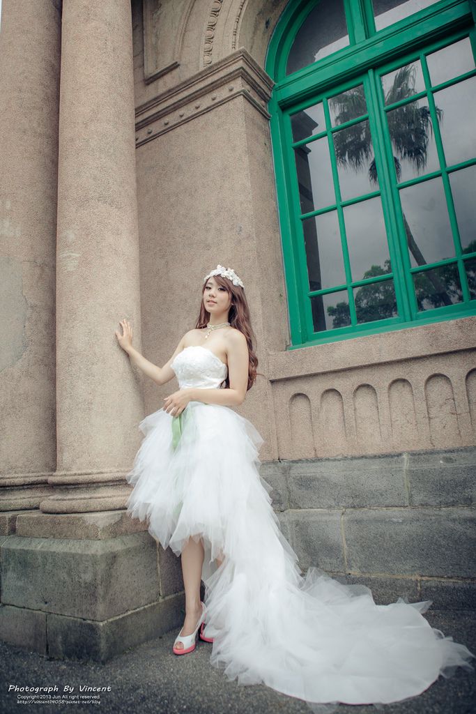 婚紗造型 Make-up: momo hair: apple MD: 娃娃 Photography: Vincent lee