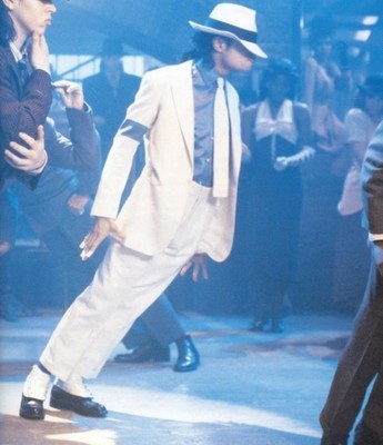 michael-jackson-smooth-criminal-lean.jpg