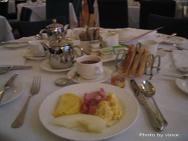 Midland Hotel 早餐
