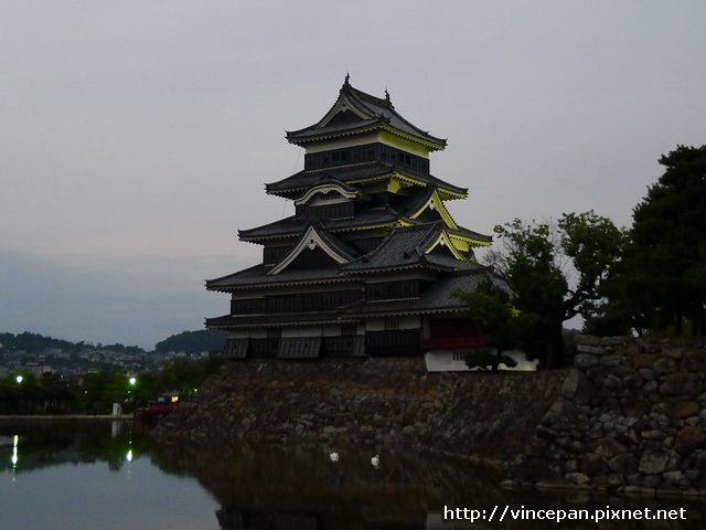 松本城 打燈