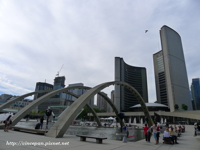 Toronto City Hall2