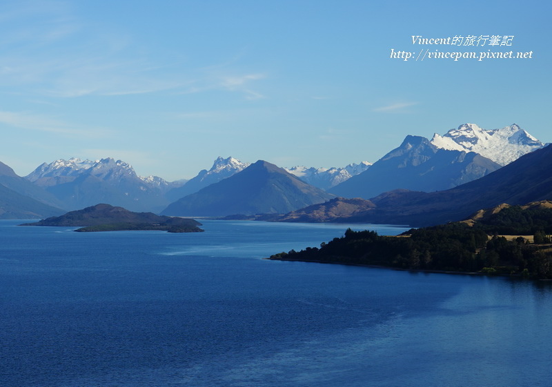 Lake Wakatipu island