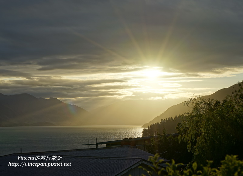 瓦卡蒂波湖夕陽