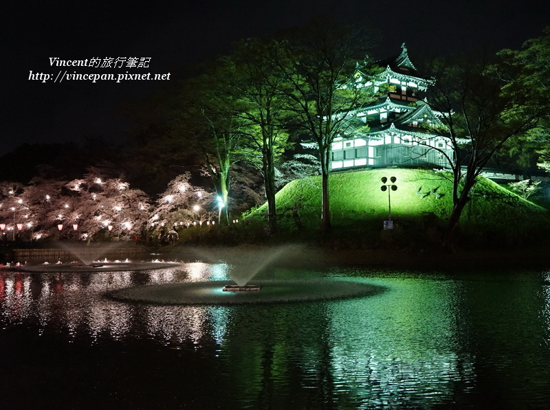 高田城三重櫓 噴泉 夜櫻