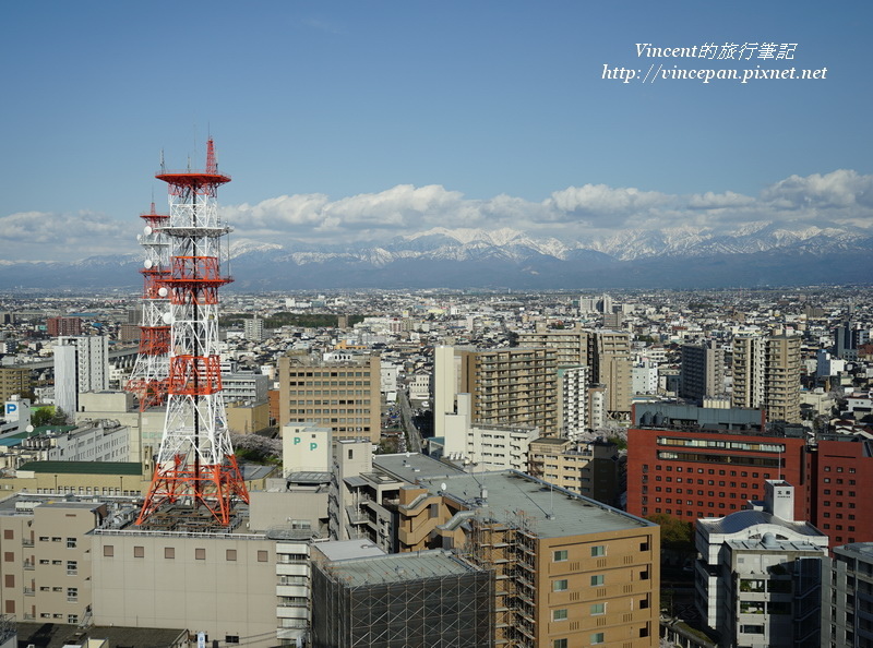 富山市的街景