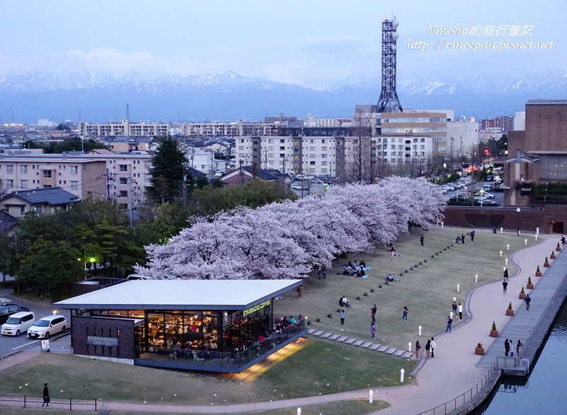 富山環水公園星巴克 傍晚