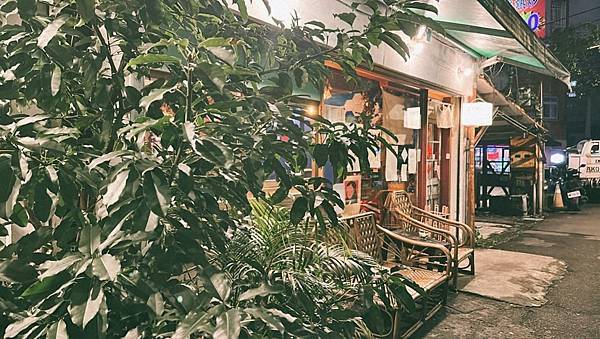 <淡水信義線>信義安和站-巷弄中的矮房老物文青不限時咖啡廳~